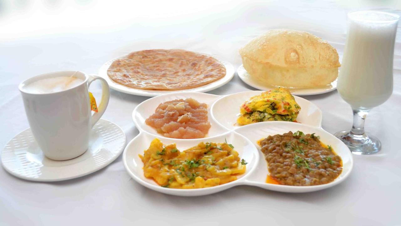 Mir Continental Hotel Muzaffarabad Esterno foto